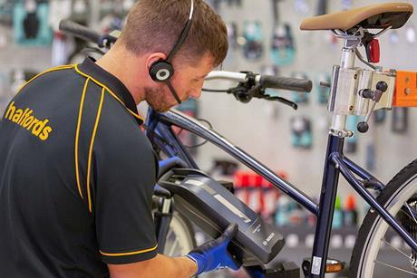 Halfords latest news analysis and trading updates