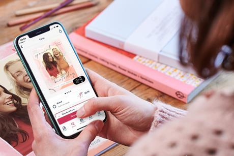 Moonpig on smartphone