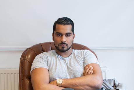 Umar Kamani, Pretty Little Thing