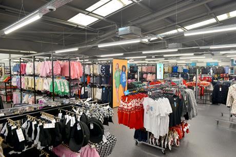 Clothing Dept 01  - Powered by Pepco