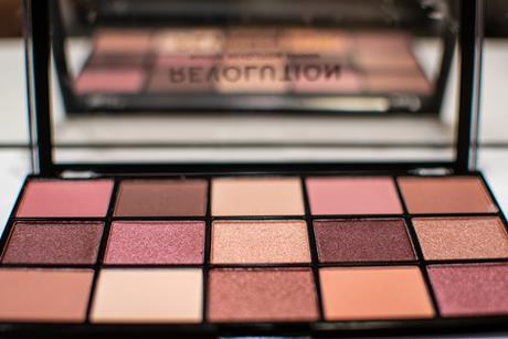 Revolution eyeshadow palette