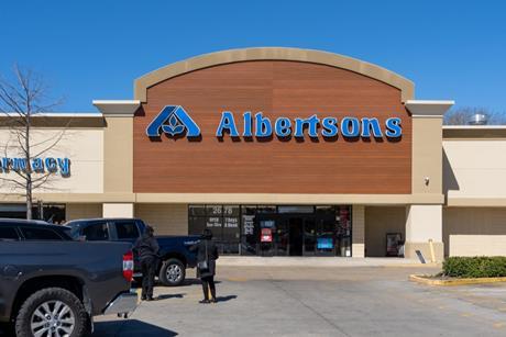 Albertsons supermarket exterior