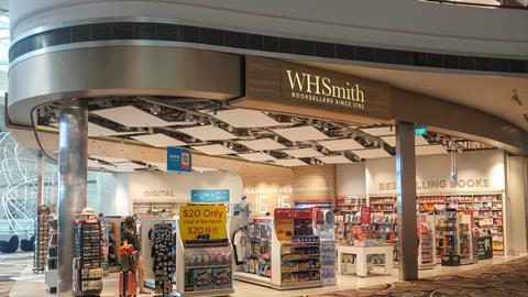 WHSmith airport shop 2