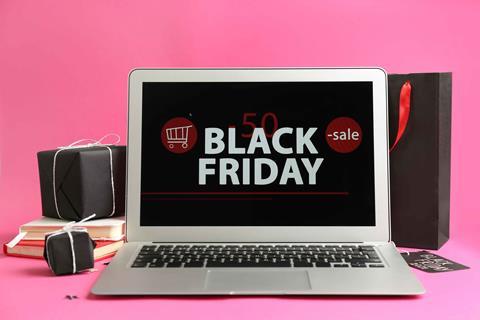 Black-Friday-sale-on-laptop-index