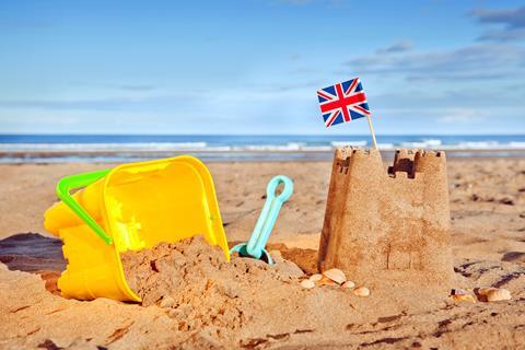 shutterstock_beach_uk_holiday_staycation