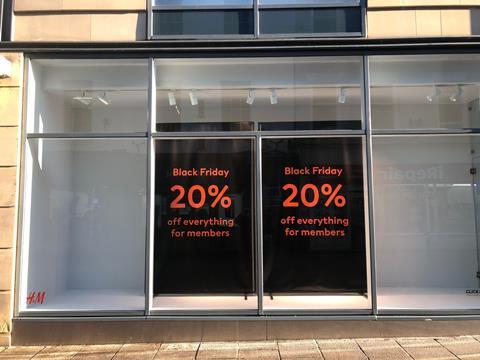 H&M York on Black Friday