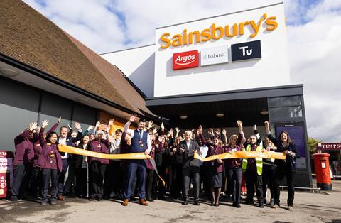 Sainsbury's Cobham 002