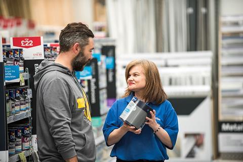 Wickes colleague assisting a customer