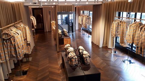 Burberry regent st 2