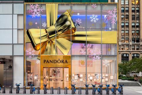 Pandora NYC Christmas Window 2021