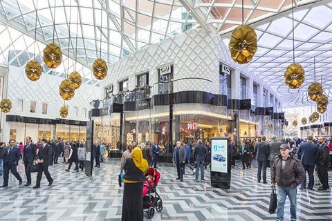 Victoria gate opening