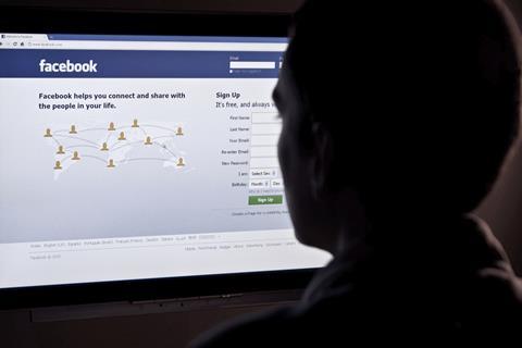 Facebook prohibits businesses from rewarding fans for liking a page