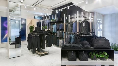 Lululemon store in london regent street hi-res stock photography and images  - Alamy