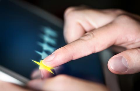 Customer giving one-star review