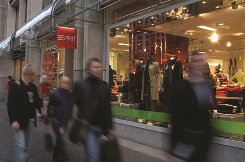 The mid-priced clothes retailer has been hit by the economic downturn