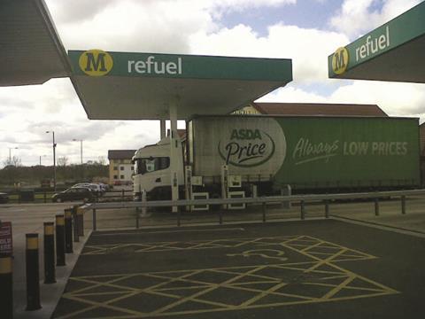 The Asda driver caught in a tight spot