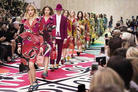 Burberry Prorsum womenswear spring 15