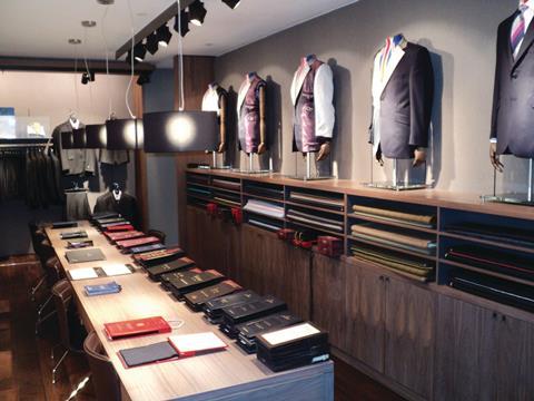 Premium menswear retailer Austin Reed has reported ballooning full year losses and falling sales.
