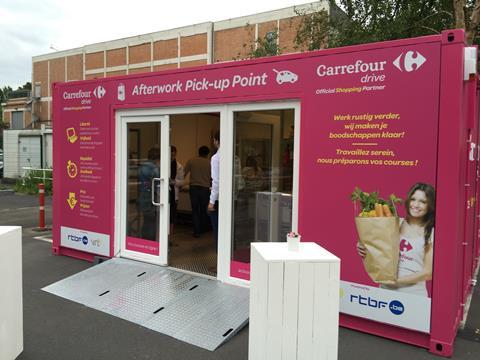 Carrefour's after-work pick-up point 