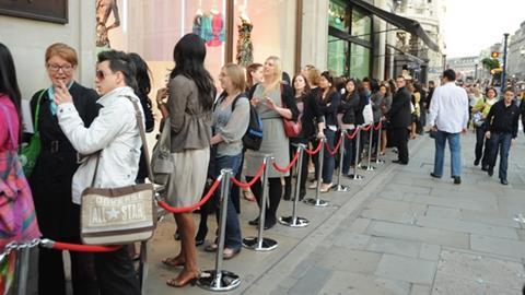 H&M Queue