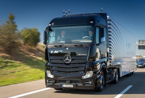 Driverless lorry