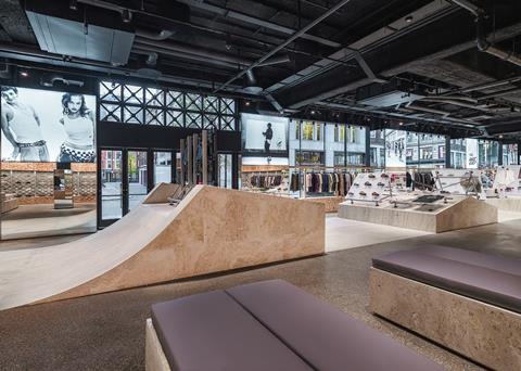 Vans Oxford Street 2